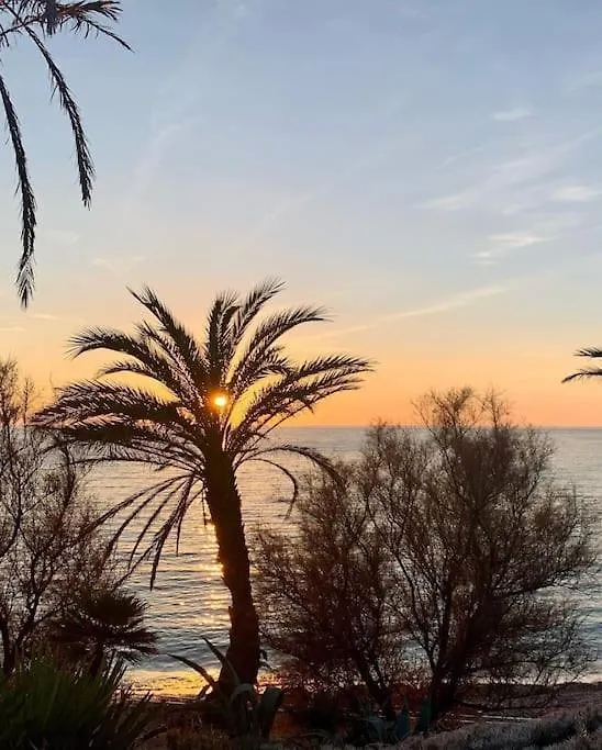 Coup De Coeur A Sanary Sur Mer 0*, 滨海萨纳里